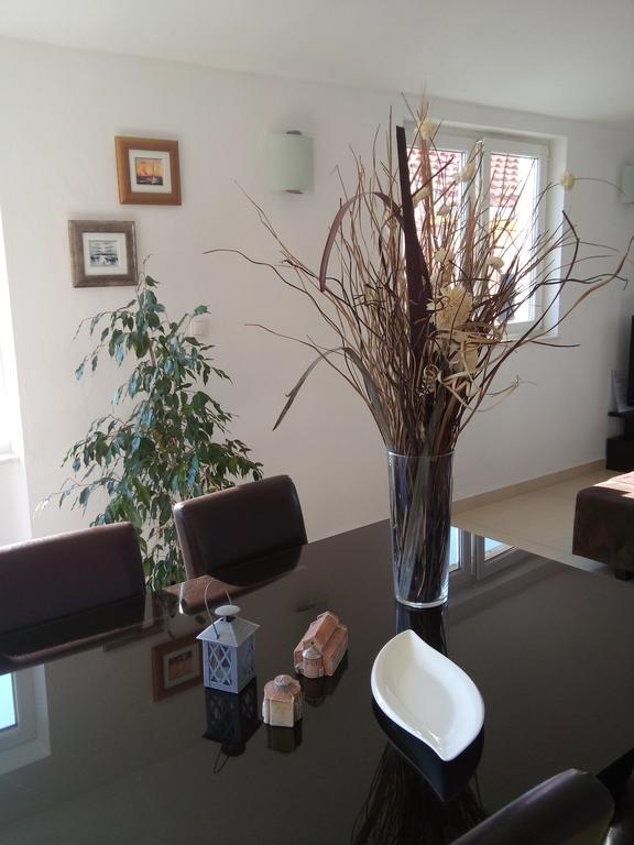 Adriatic Rose Apartment Turanj Exterior foto